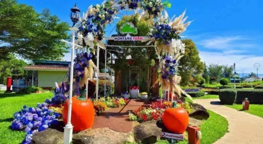 Montana Cotswolds Resort