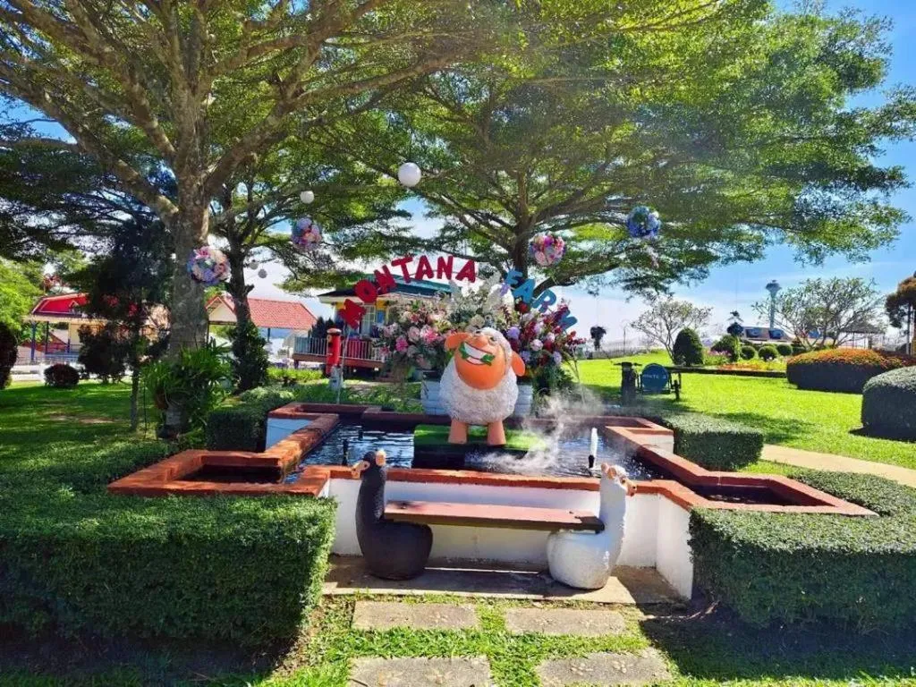 Montana Cotswolds Resort