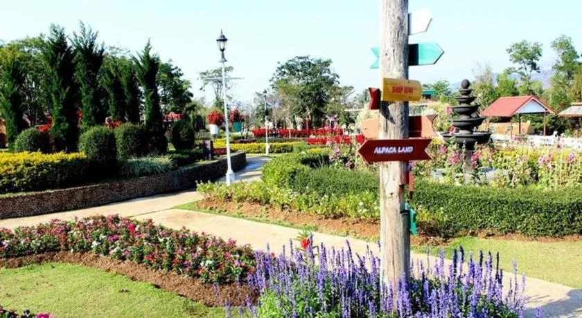 Montana Cotswolds Resort