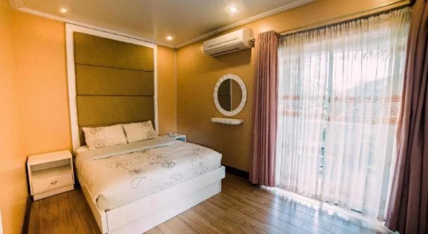 Bed in Moonbay Marina the Villas