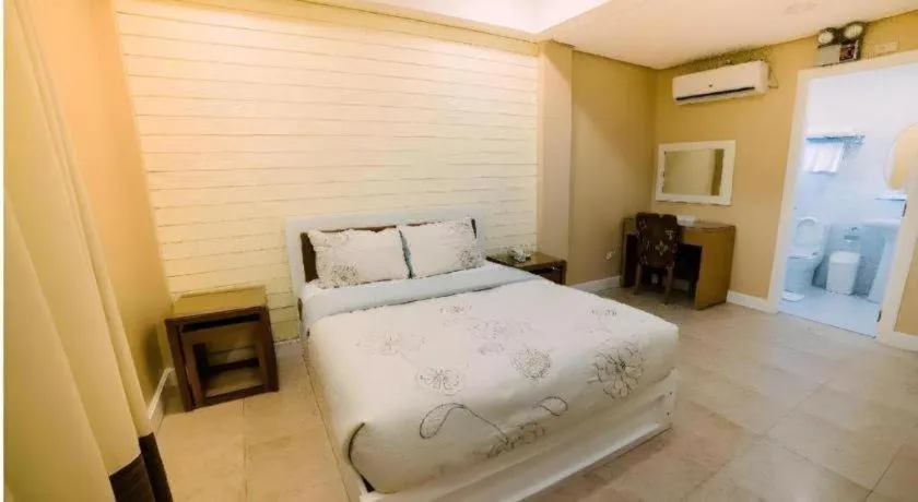 Bed in Moonbay Marina the Villas