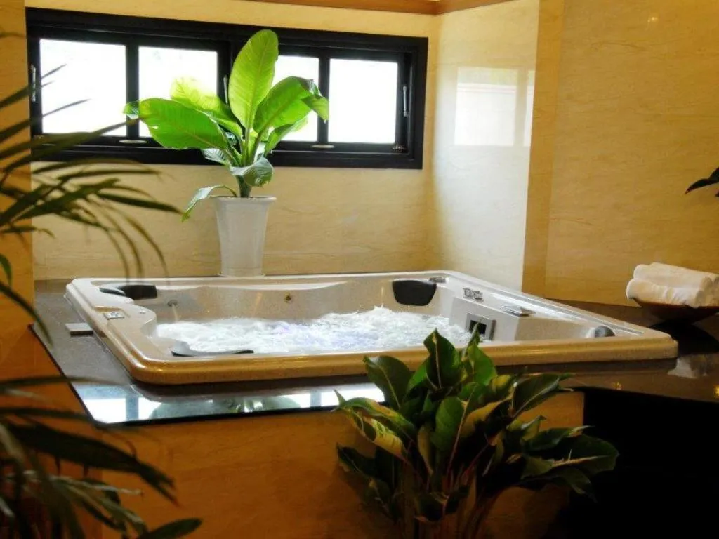 Forever Green Resort