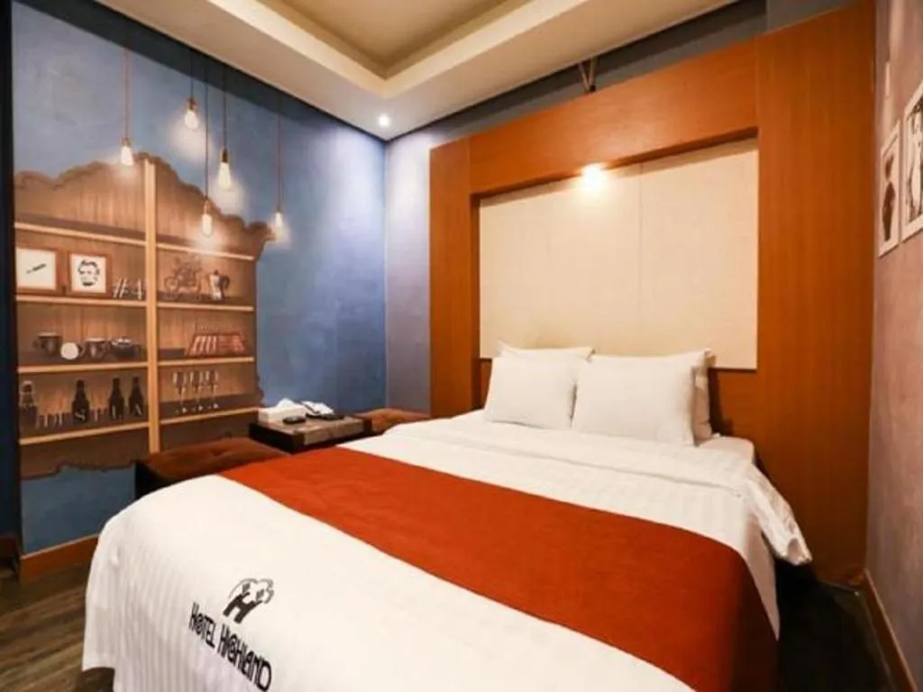 Bed in Hotel Highland