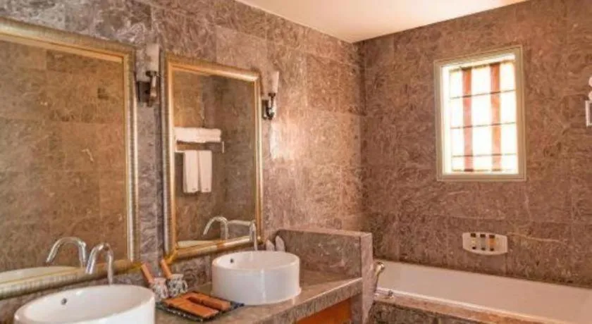 Ocean Spring Metropark Hotel Zhuhai