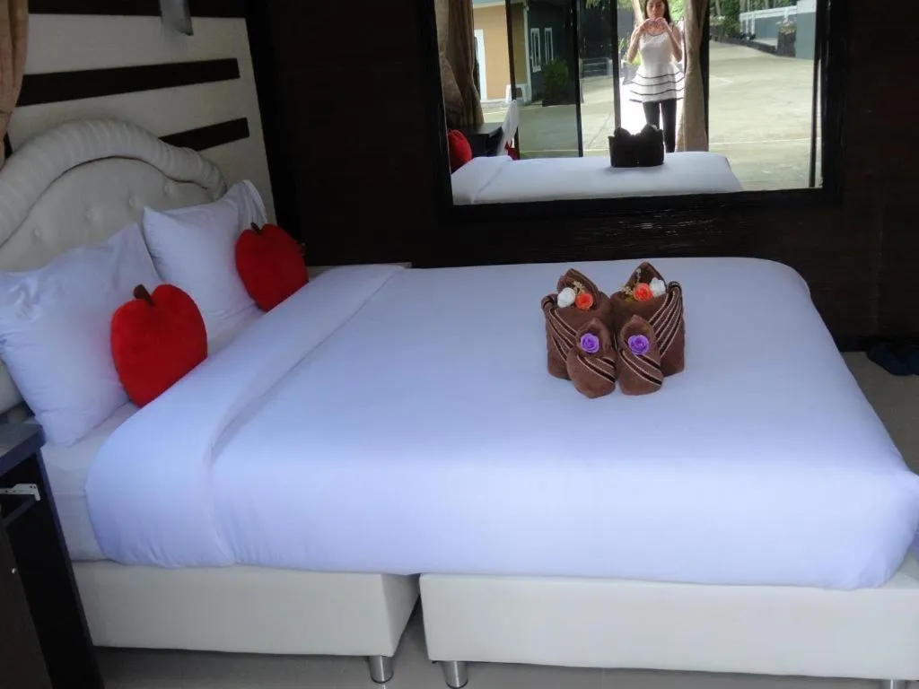Bed in Love You Resort