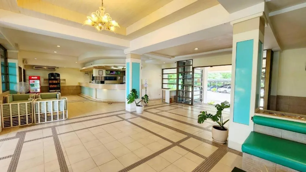 Bangsaen Villa Hotel