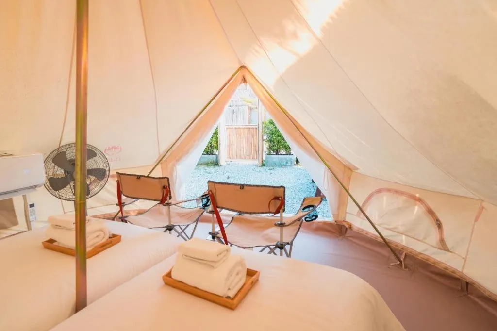 Bed in Bangsaen Villa Hotel