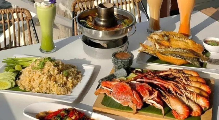 Bangsaen Villa Hotel