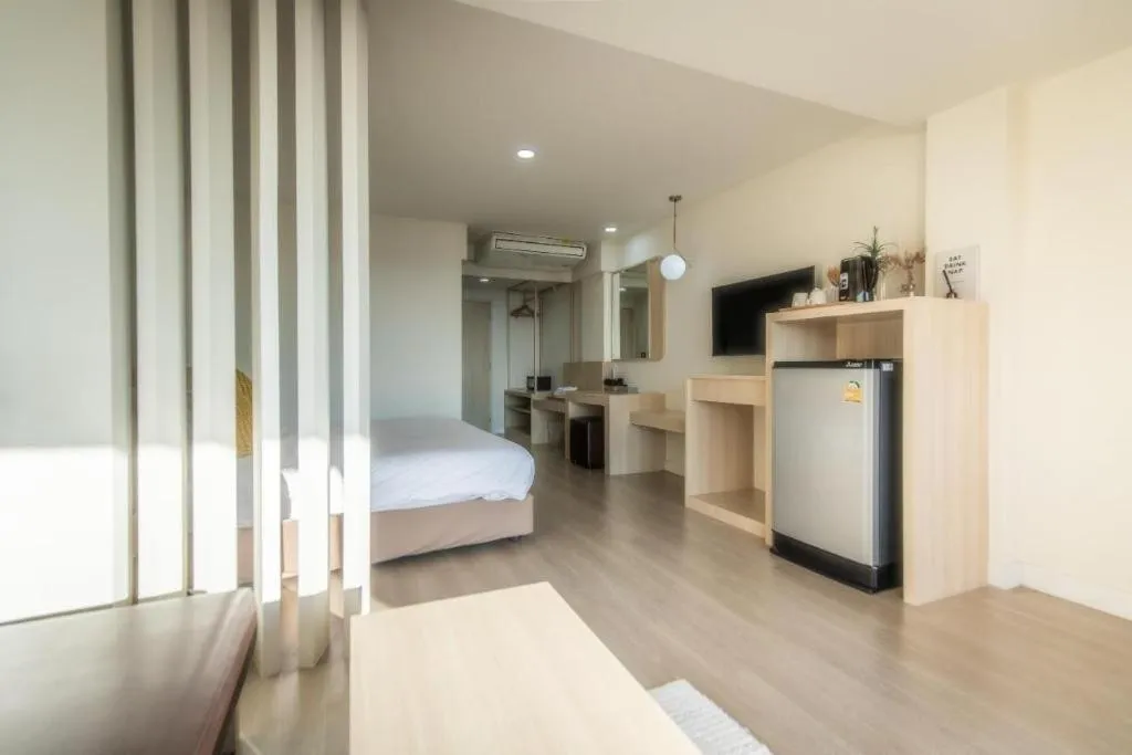 Bed in Bangsaen Villa Hotel