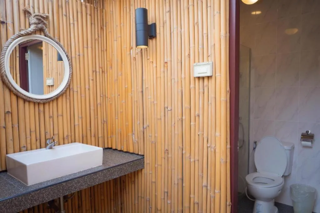 Bangsaen Villa Hotel