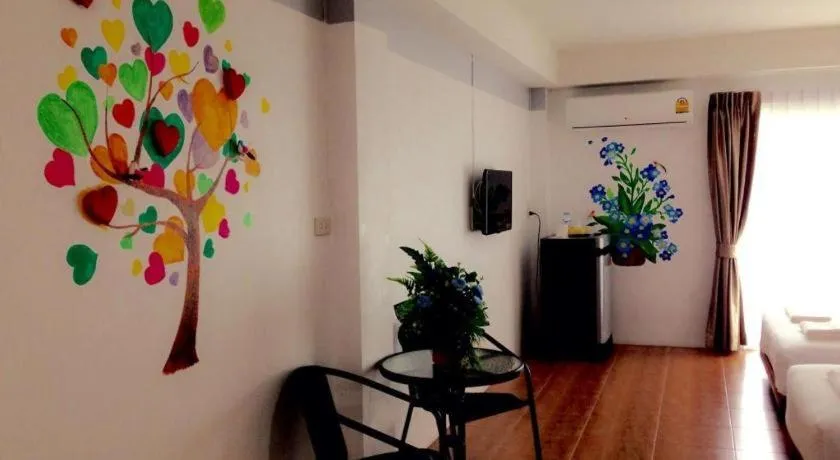 The Pride Hotel At Laemsing