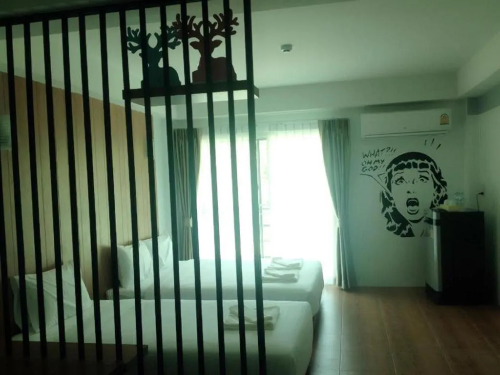 The Pride Hotel At Laemsing