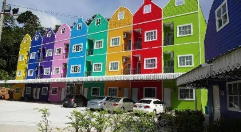 Holland Resort Phuket