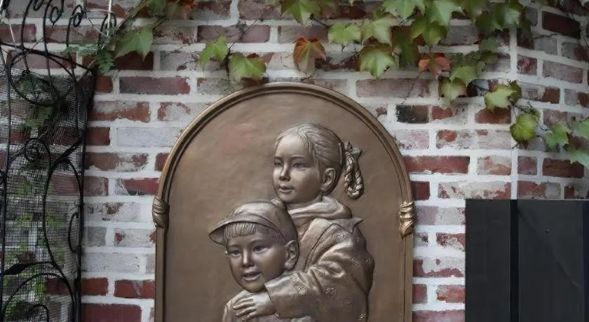 Myeongdong Mom House