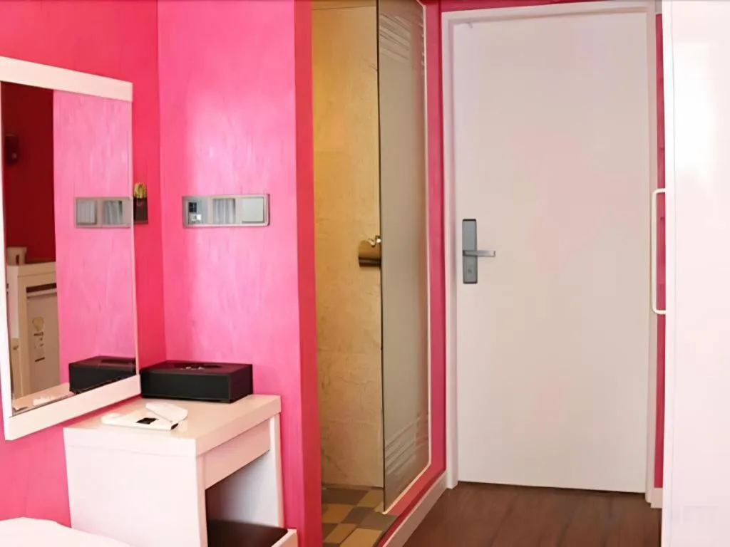 Myeongdong Mom House