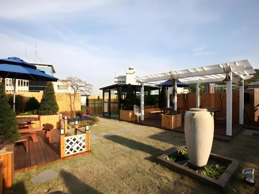 Myeongdong Mom House