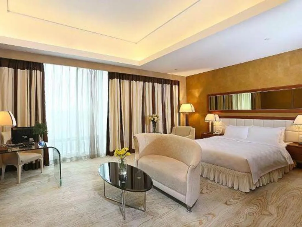 Bed in Regency Hotel