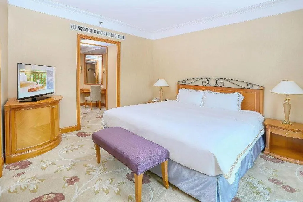 Bed in Regency Hotel