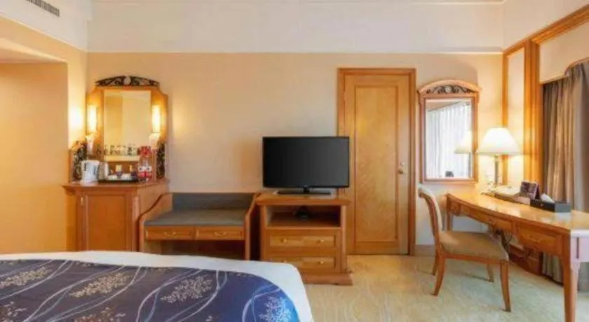 Bed in Regency Hotel