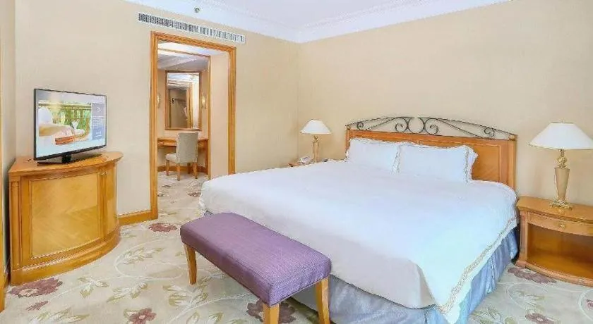 Bed in Regency Hotel