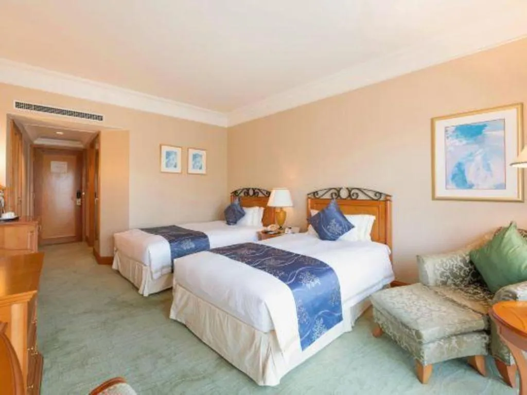 Bed in Regency Hotel