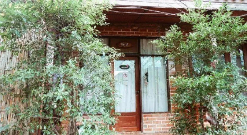 RuenNamyen Resort Amphawa