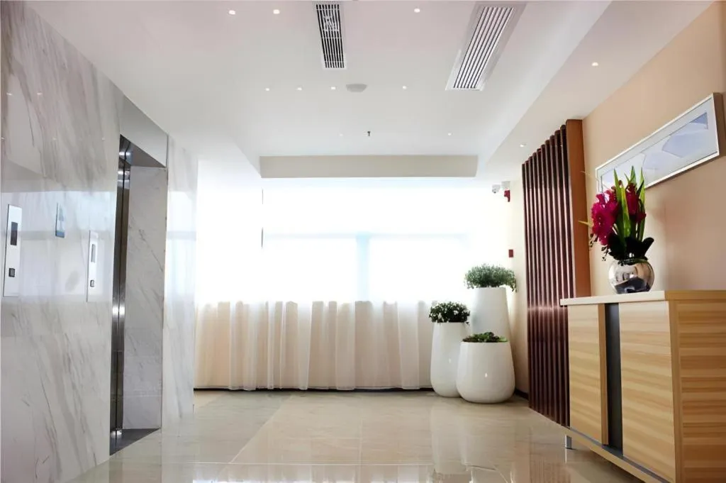City Comfort Inn Shenzhen Nanshan Hi-Tech Industrial Park Majialong