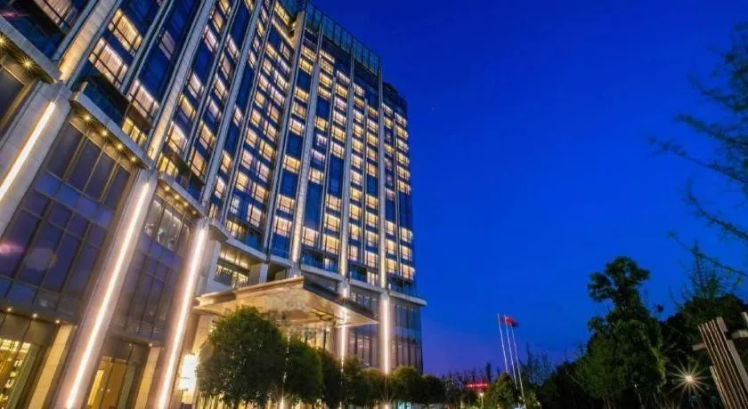 New World Guiyang Hotel