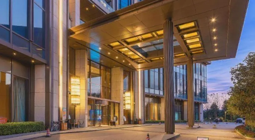 New World Guiyang Hotel