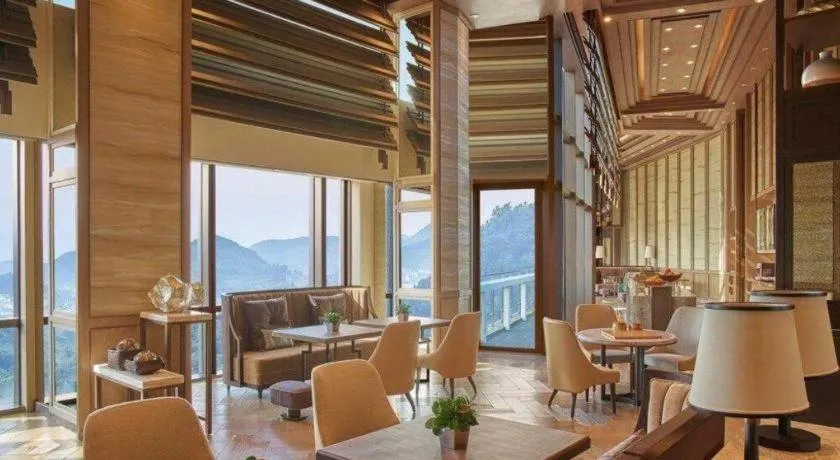 New World Guiyang Hotel