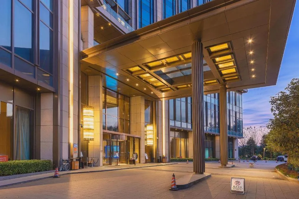 New World Guiyang Hotel