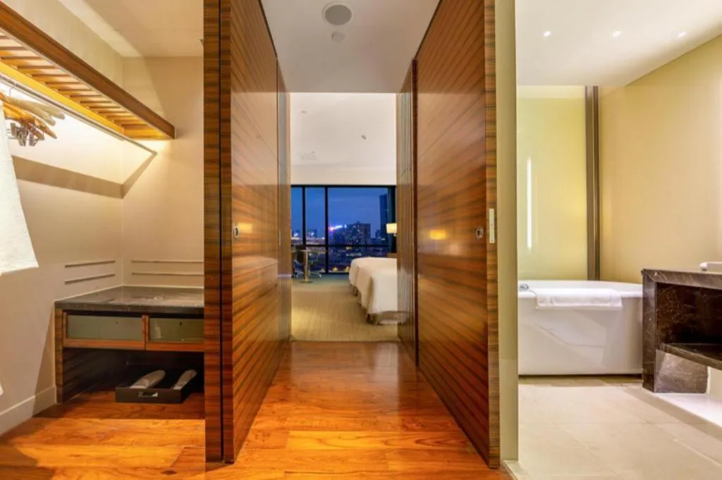 New World Guiyang Hotel