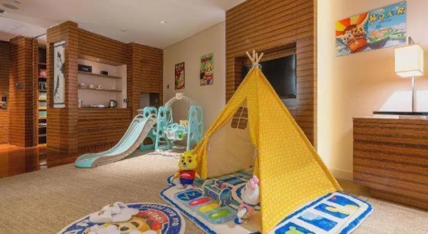 New World Guiyang Hotel