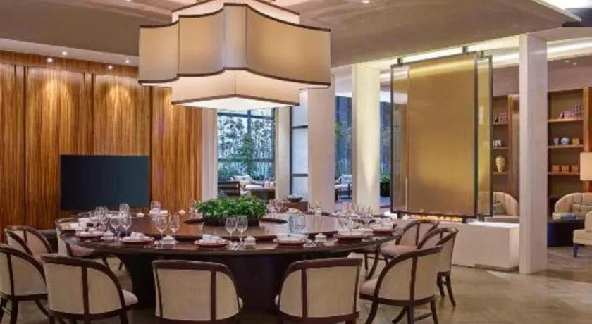 New World Guiyang Hotel