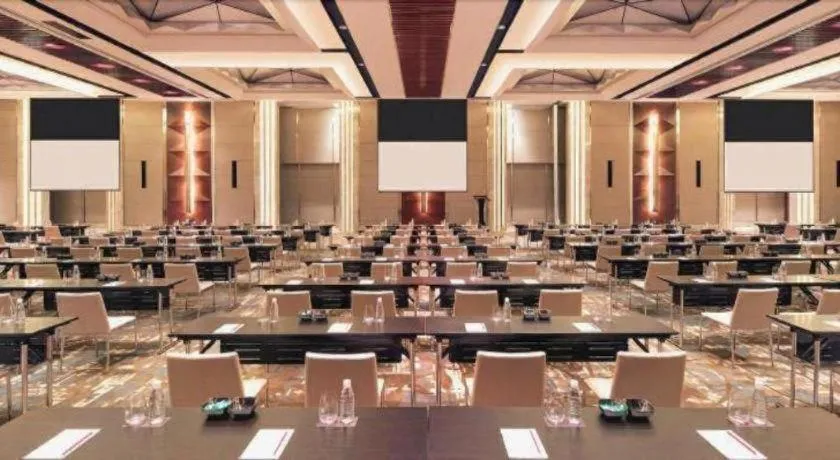 New World Guiyang Hotel