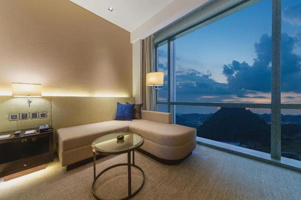 New World Guiyang Hotel