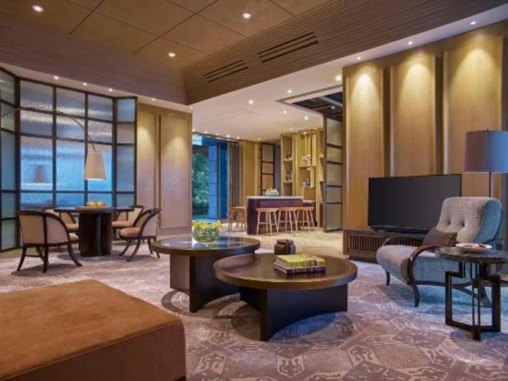 New World Guiyang Hotel