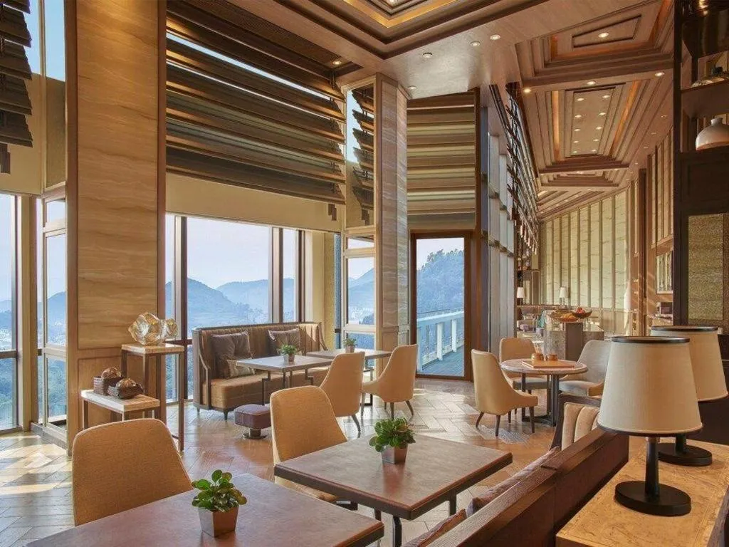 New World Guiyang Hotel