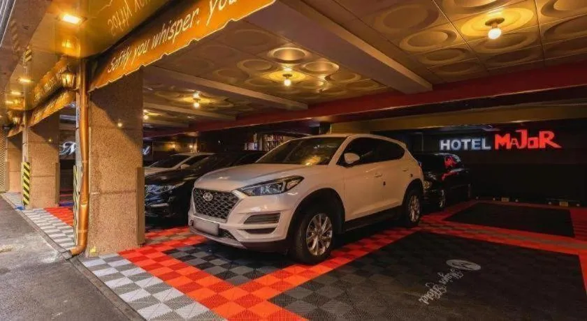 Major Hotel