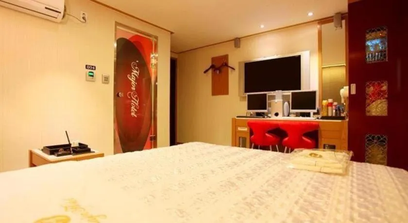 Major Hotel