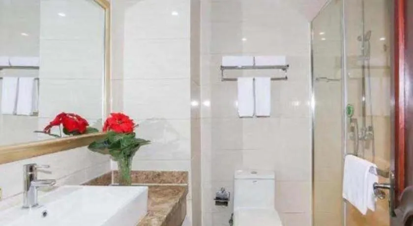 Vienna Hotel Hangzhou Binkang Road Metro Station