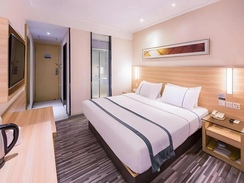 Bed in City Comfort Inn Nanning Chaoyang Square Metro Station