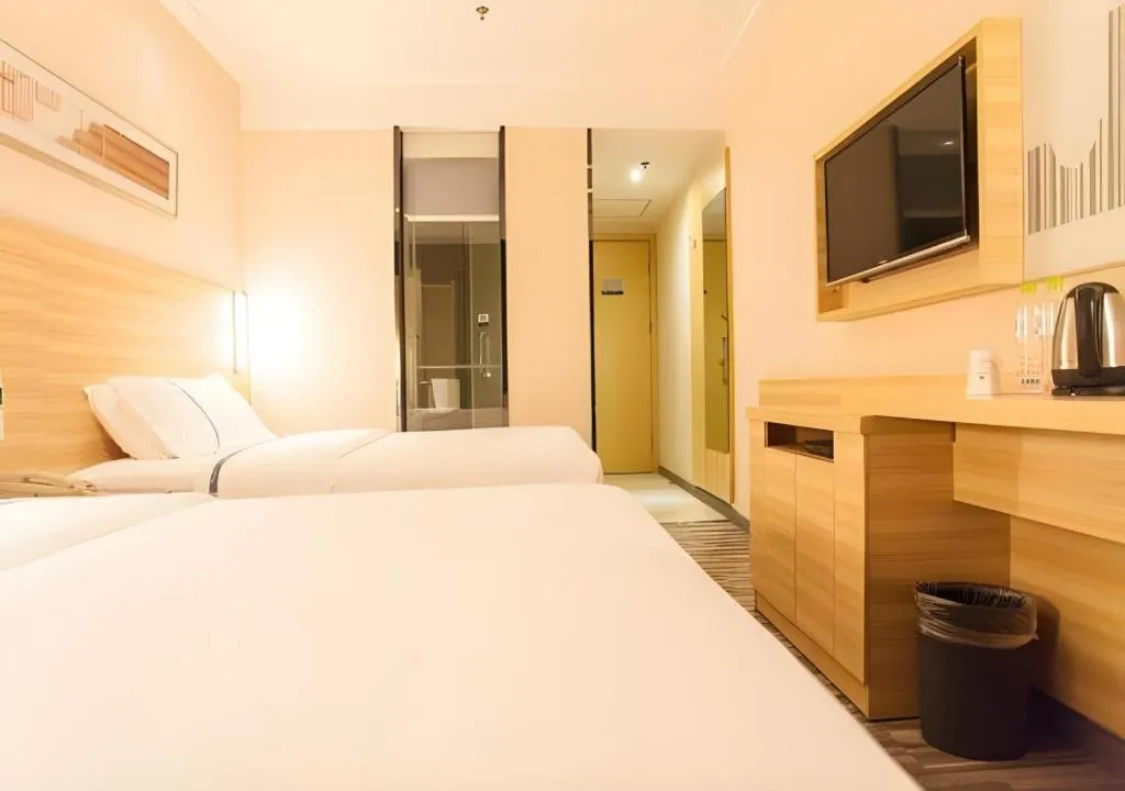 Bed in City Comfort Inn Nanning Chaoyang Square Metro Station