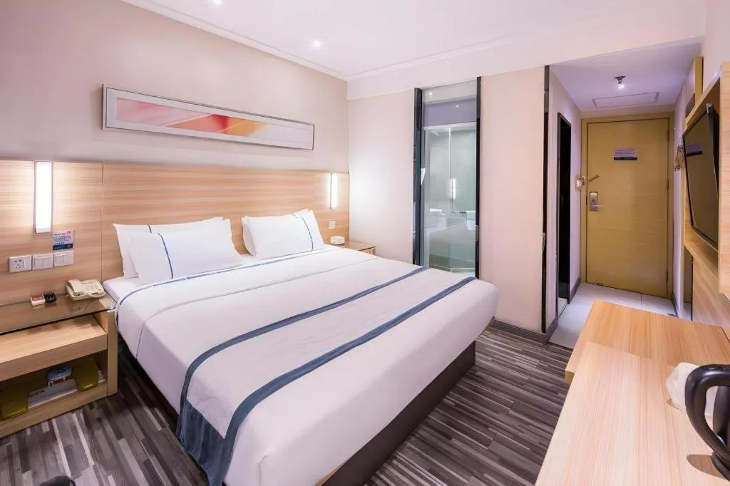 Bed in City Comfort Inn Nanning Chaoyang Square Metro Station