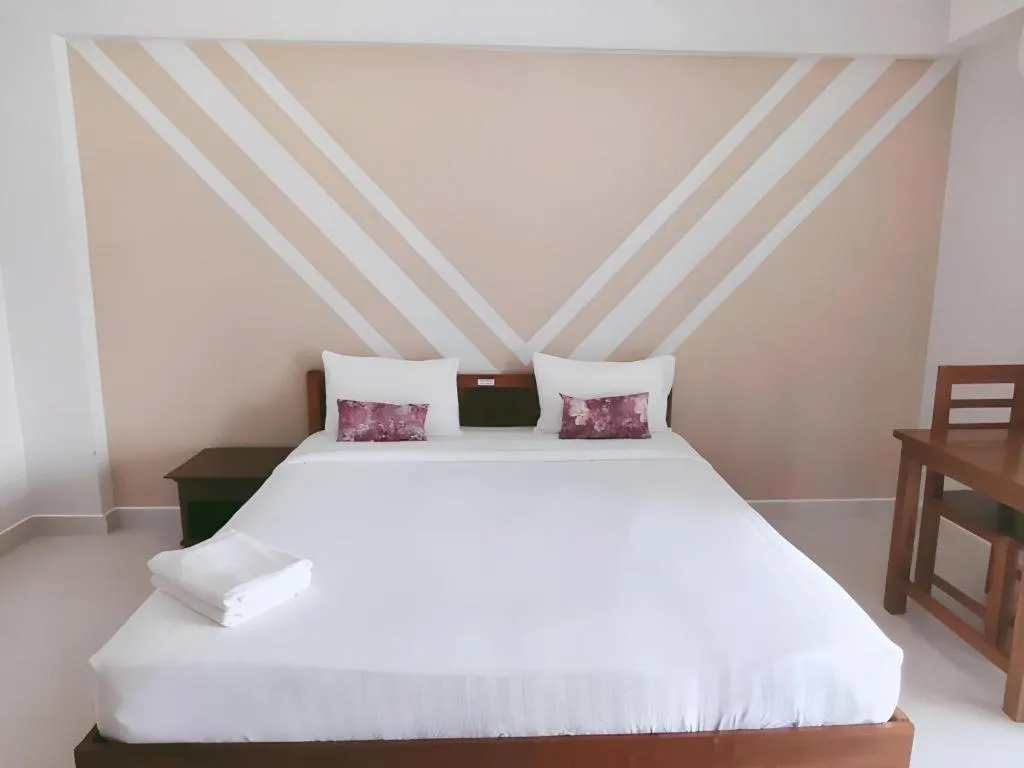 Bed in Iyara Residence