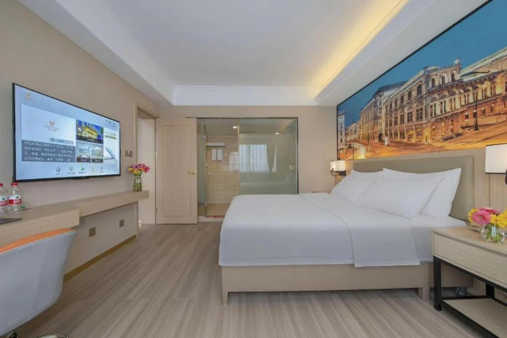 Bed in Vienna Hotel Nanning Train Station