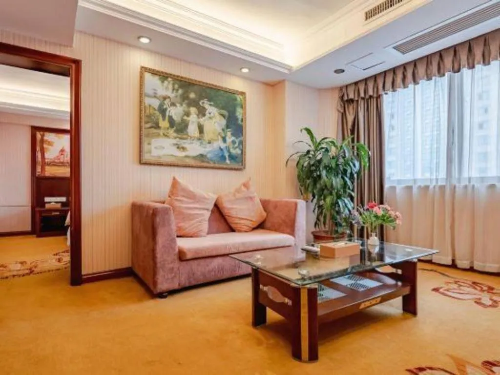 Vienna Hotel Nanning Train Station