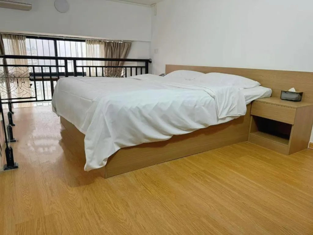 Bed in Vienna Hotel Nanning Train Station