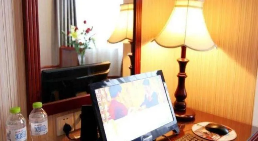 Vienna Hotel Nanning Train Station