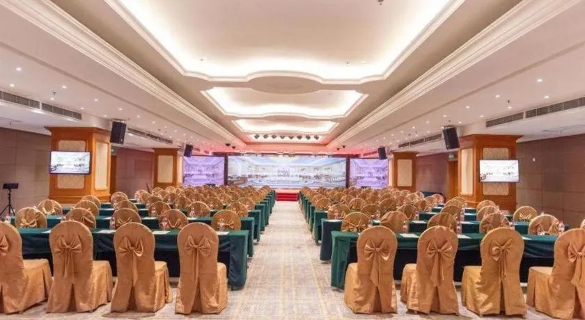 Vienna International Hotel Shenzhen North Station Branch